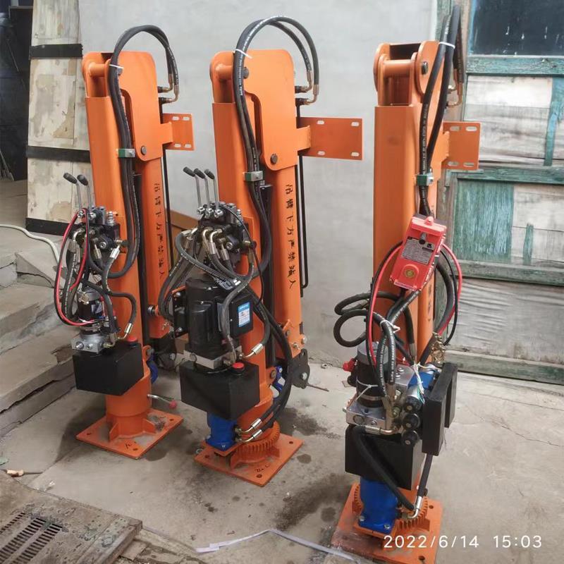 松山区重汽蓝牌随车吊 3.2吨 国六动力强 液压驱动 农用自卸起重机